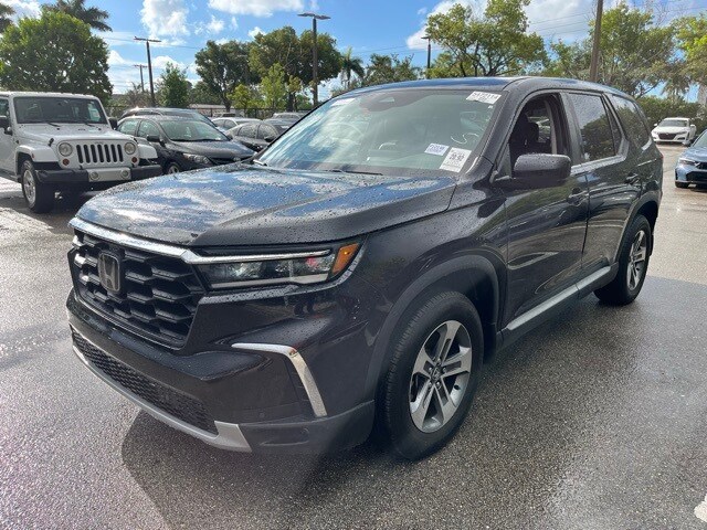 2024 Honda Pilot EX-L photo 2
