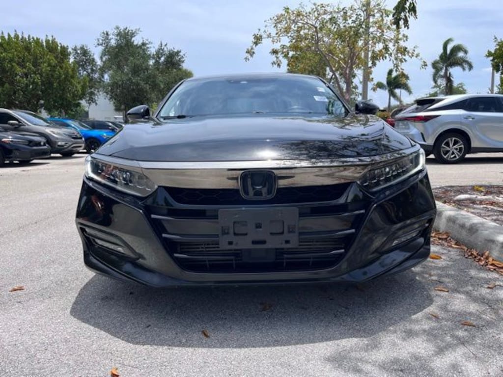 Used 2018 Honda Accord Touring Sedan