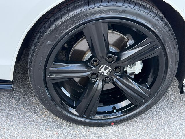 2025 Honda Accord Hybrid Sport-L - Photo 22