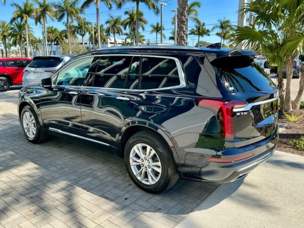 Used 2021 CADILLAC XT6 Luxury SUV
