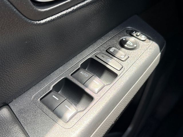 2024 Honda CR-V LX - Photo 29