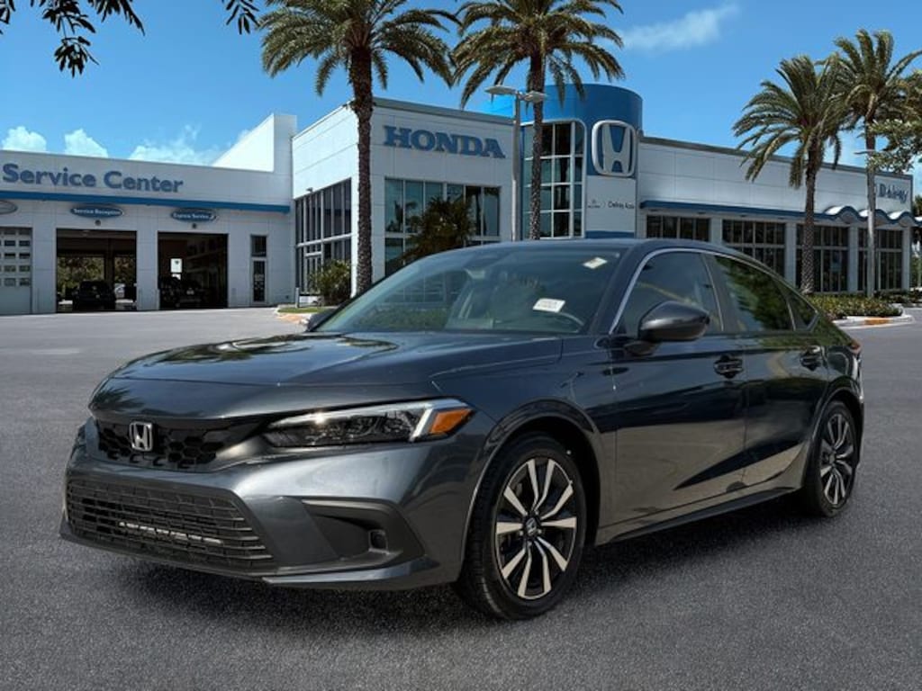 Used 2024 Honda Civic EX-L Hatchback