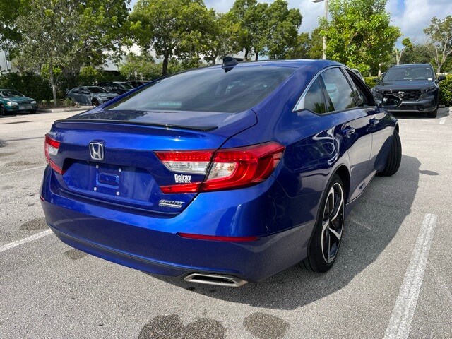 2022 Honda Accord Sport SE photo 2