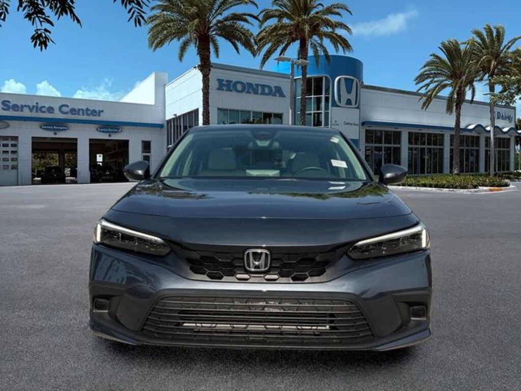 Used 2024 Honda Civic EX-L Hatchback