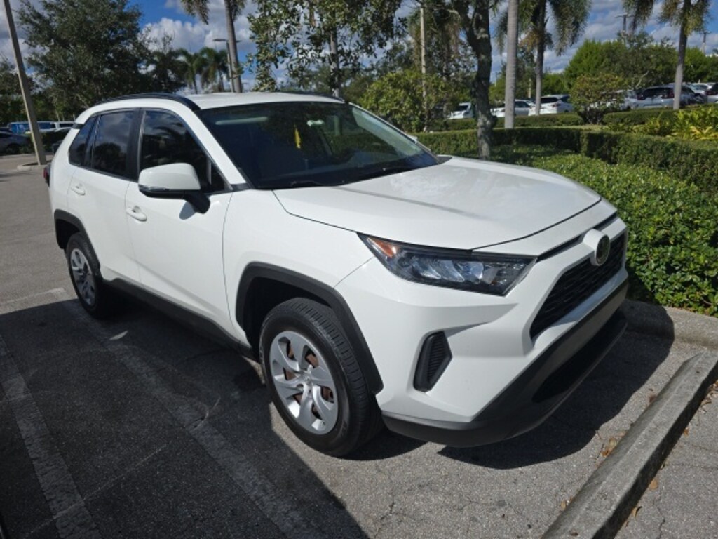 Used 2021 Toyota RAV4 LE SUV