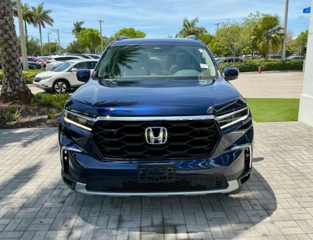Certified 2023 Honda Pilot Touring SUV