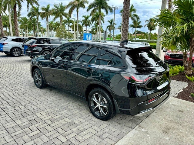 2024 Honda HR-V EX-L photo 4