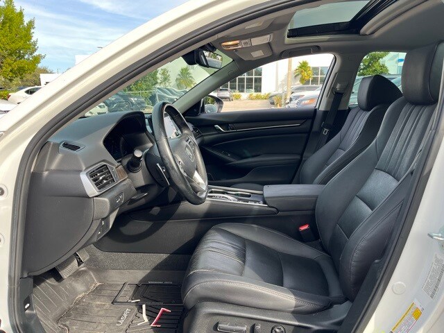 2021 Honda Accord Hybrid EX-L photo 4