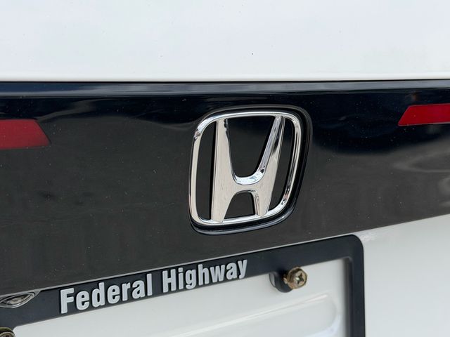 2025 Honda Accord SE - Photo 18
