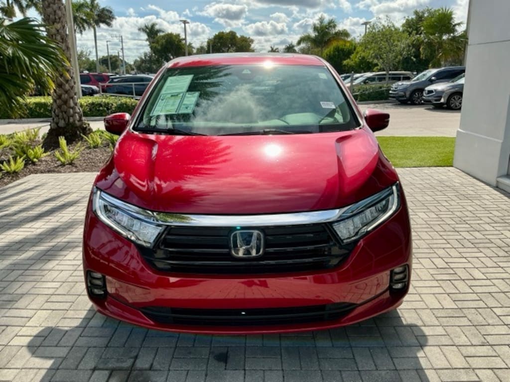 Certified 2022 Honda Odyssey Touring Van