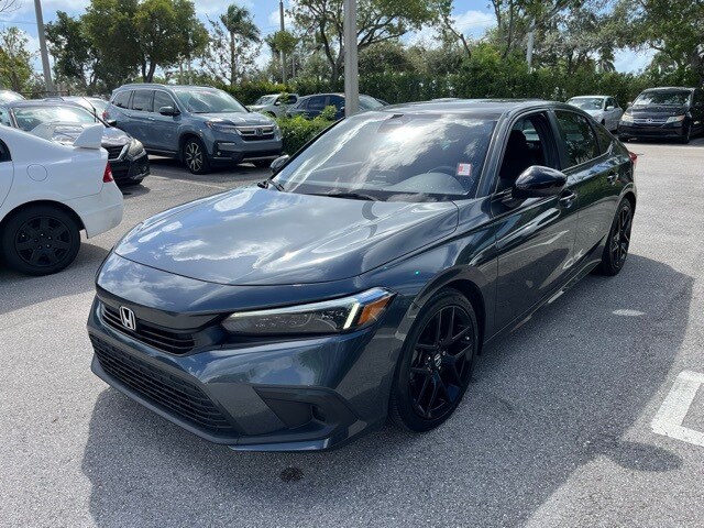 2023 Honda Civic Sport photo 2