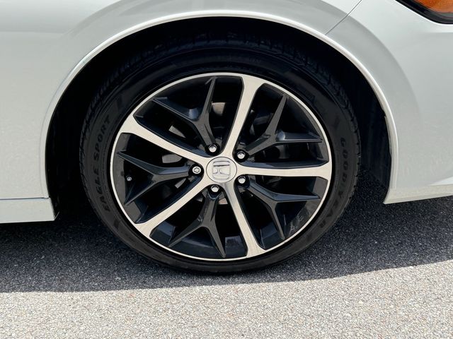 2024 Honda Civic Touring - Photo 10