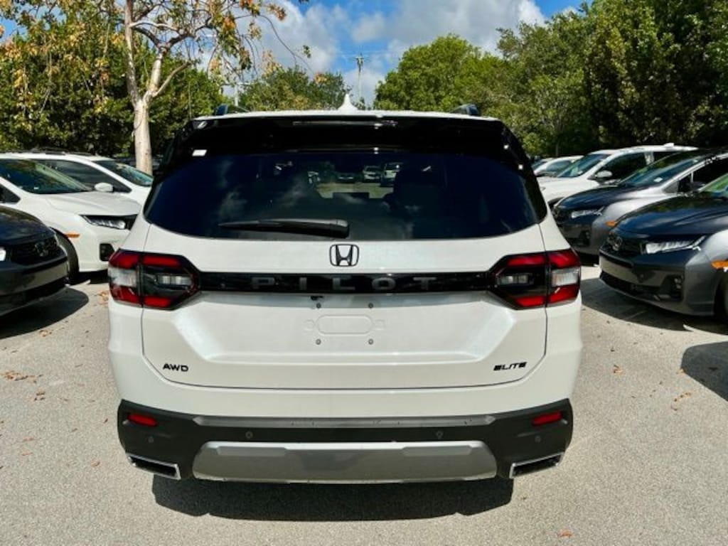 New 2026 Honda Pilot Elite SUV