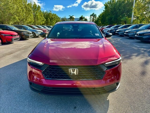 2025 Honda Accord Hybrid Sport photo 2