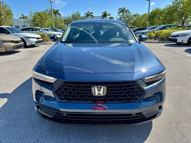 2025 Honda Accord Hybrid EX-L photo 2