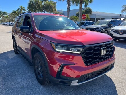 2025 Honda Pilot TrailSport SUV