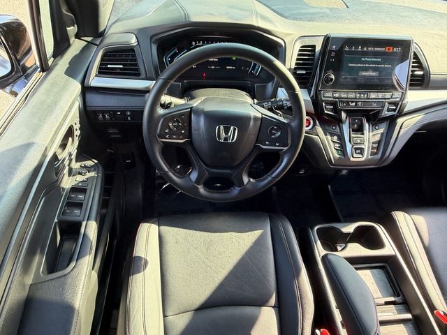 2024 Honda Odyssey SPORT - Photo 14