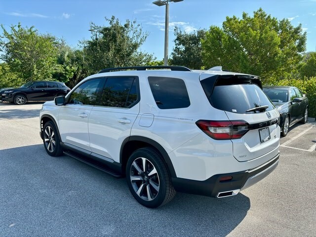 2025 Honda Pilot Elite photo 4