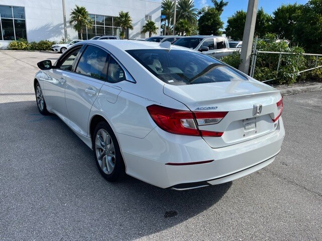 2019 Honda Accord LX photo 2