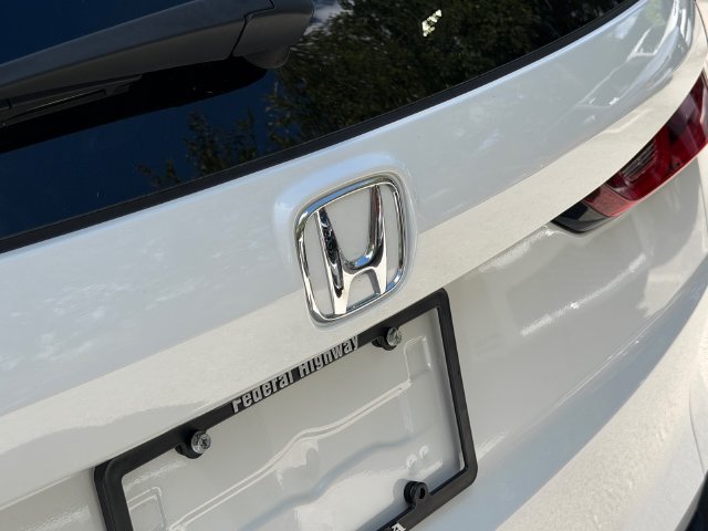 2025 Honda CR-V EX-L - Photo 17