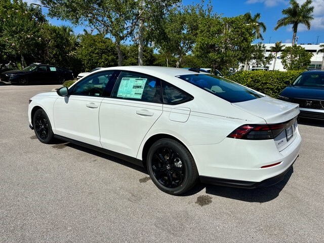 2025 Honda Accord SE photo 4