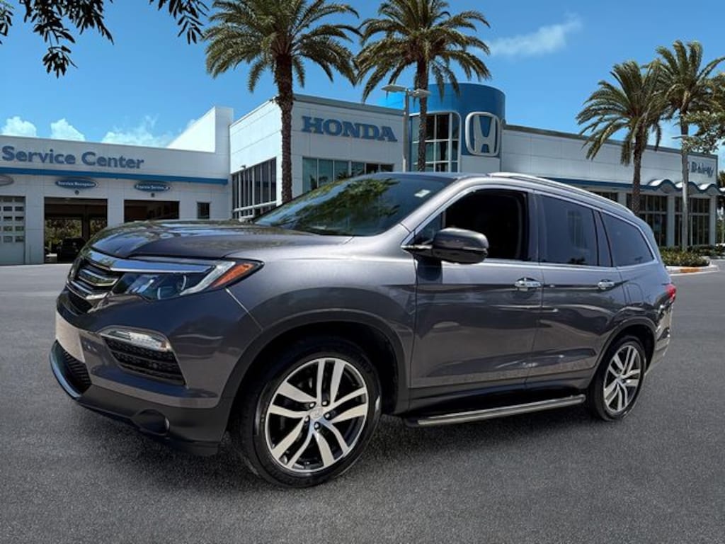 Certified 2018 Honda Pilot Touring SUV