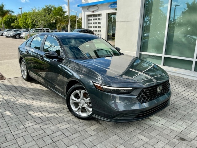 2023 Honda Accord LX's photo