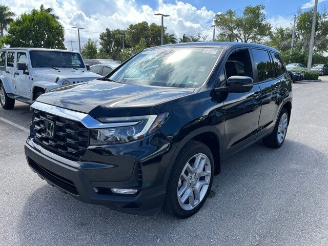 2024 Honda Passport EX-L photo 2