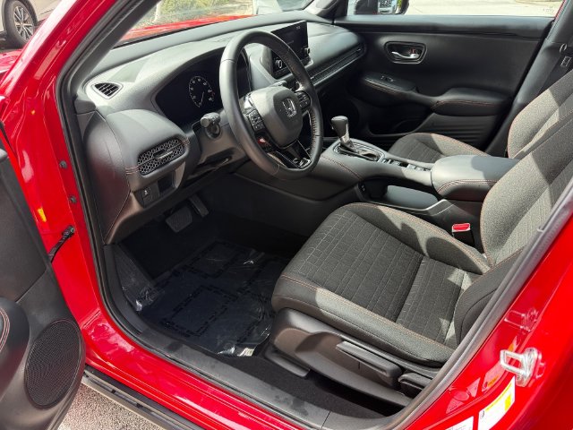 2025 Honda HR-V Sport - Photo 13