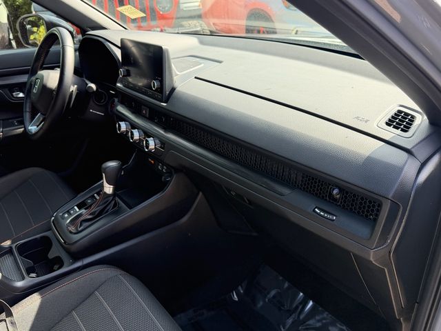 2025 Honda CR-V Sport - Photo 19