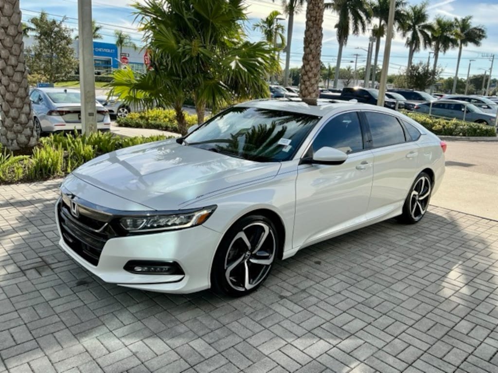 Used 2018 Honda Accord Sport 2.0T Sedan