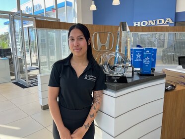 Staff member Melisa Ricardo from ID_1f84b4