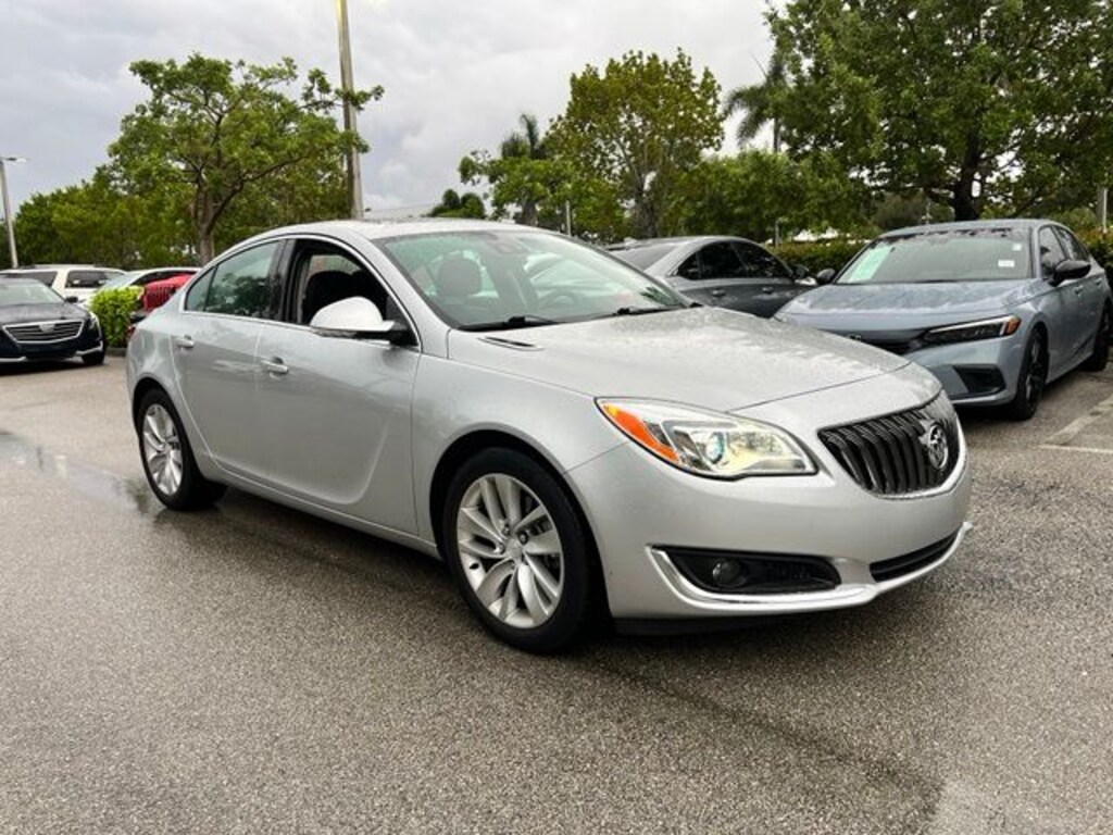 Used 2016 Buick Regal Premium II Sedan