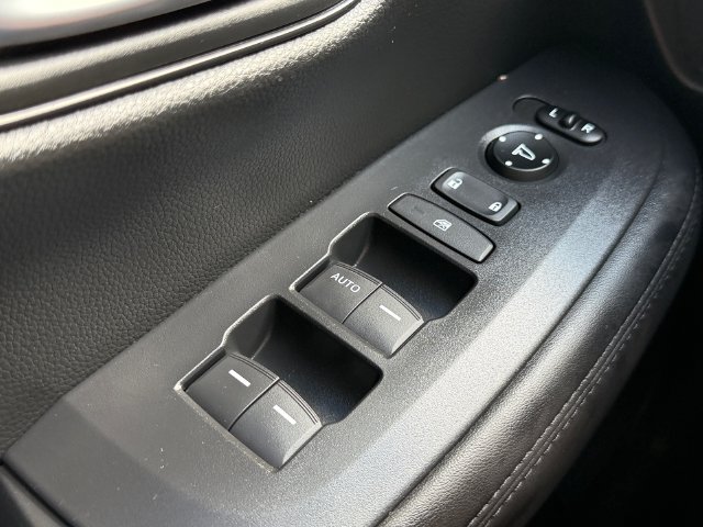 2025 Honda HR-V LX - Photo 29