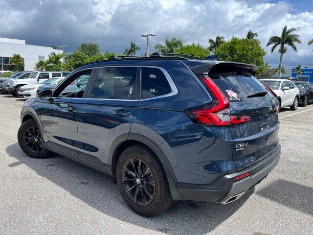 2024 Honda CR-V Hybrid Sport photo 2