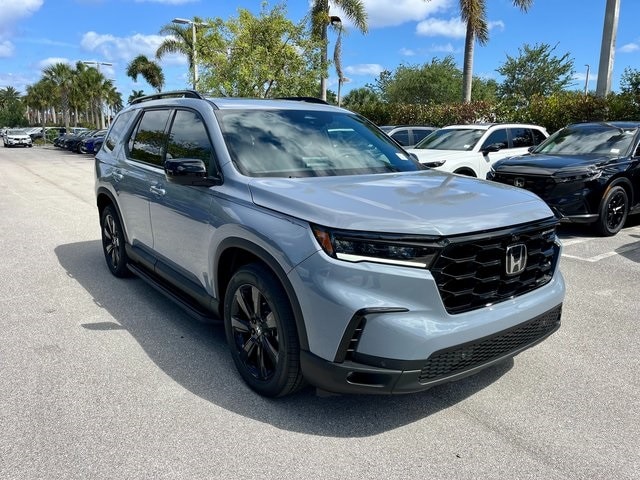 2025 Honda Pilot Black Edition's photo