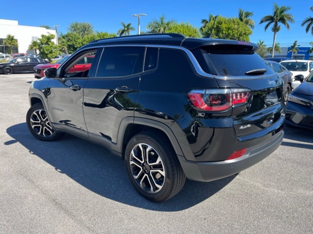 Used 2022 Jeep Compass Limited SUV