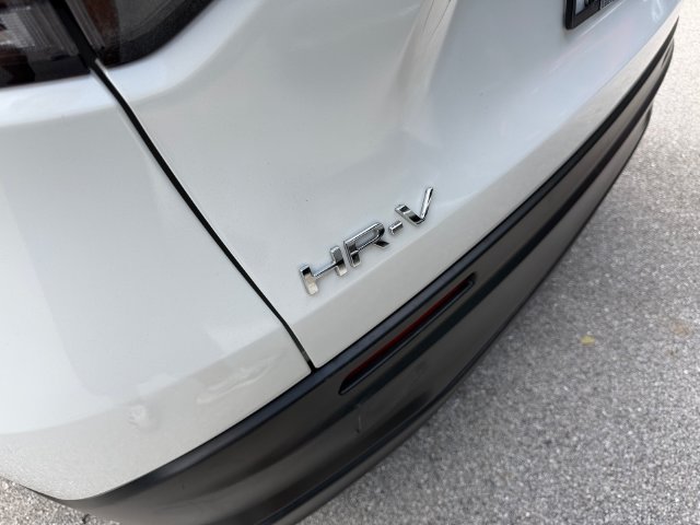 2025 Honda HR-V LX - Photo 17