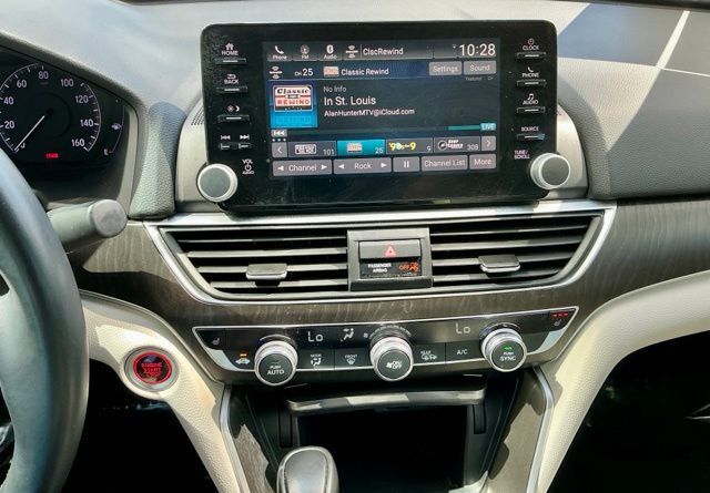 2019 Honda Accord EX-L - Photo 26