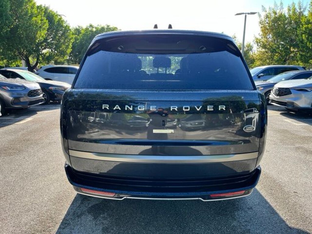 Used 2023 Land Rover Range Rover SE SUV