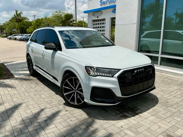 2023 Audi SQ7 Prestige quattro Tiptronic's photo
