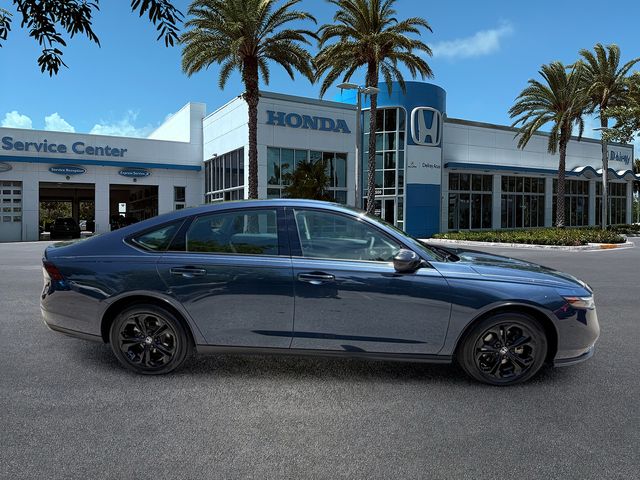 2025 Honda Accord SE - Photo 9