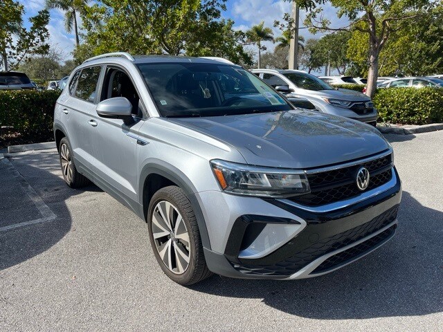 2022 Volkswagen Taos SE