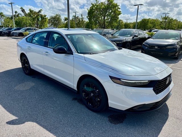 2025 Honda Accord SE's photo