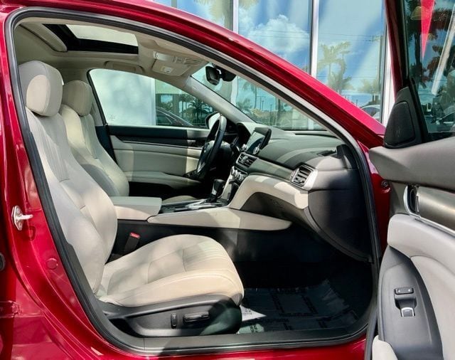 2019 Honda Accord EX-L - Photo 15