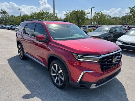 2025 Honda Pilot Touring SUV