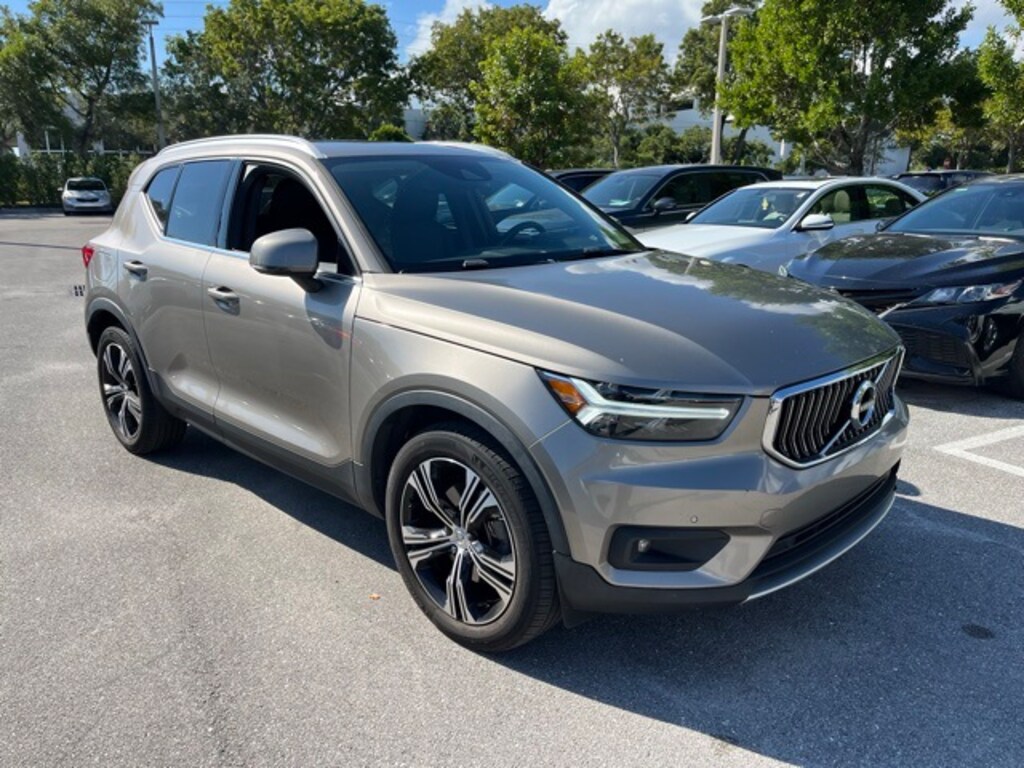 Used 2021 Volvo XC40 T5 Inscription SUV
