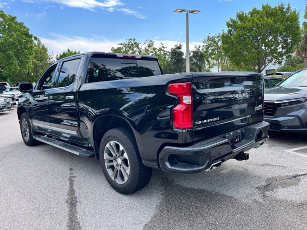 Used 2024 Chevrolet Silverado 1500 High Country Truck Crew Cab