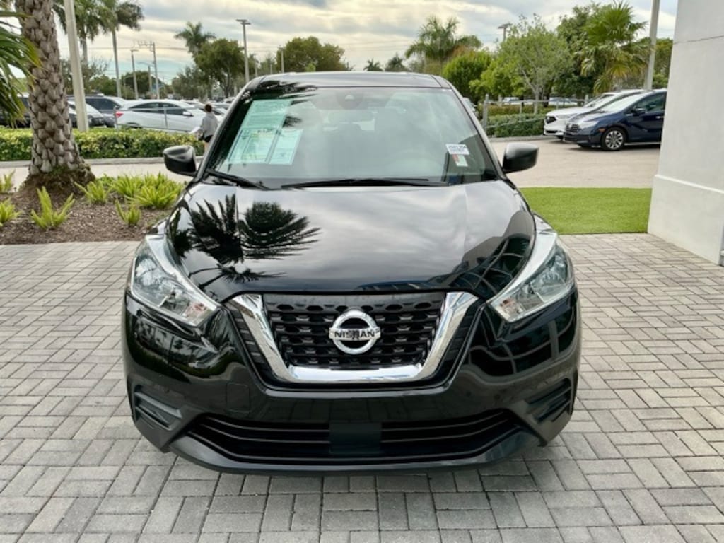 Used 2020 Nissan Kicks S SUV