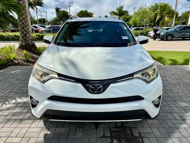 2018 Toyota RAV4 XLE photo 2